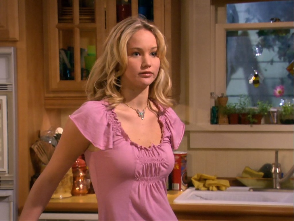 Jennifer Lawrence on set of the Bill Engvall Show (2007)